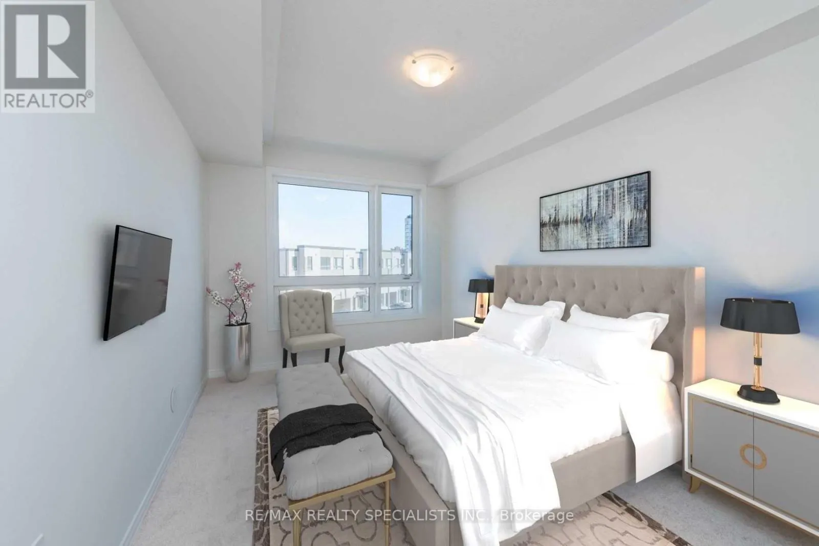 # 3 - 28 HUMBERWOOD BOULEVARD