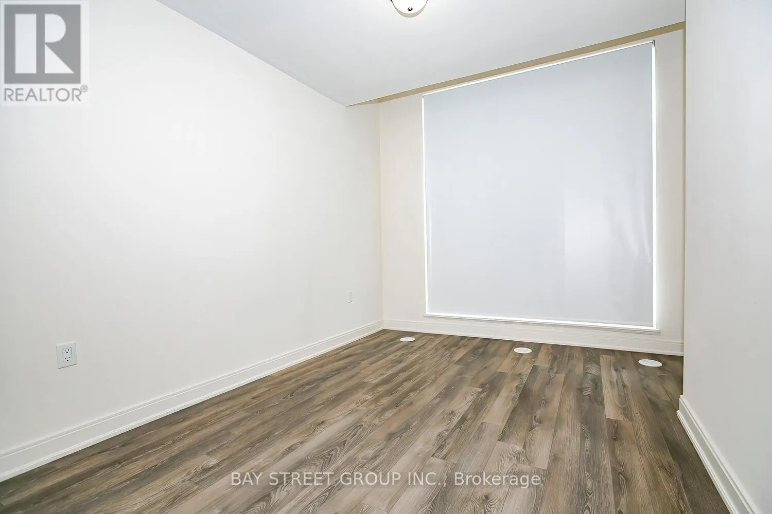 107 - 100 DUFAY ROAD