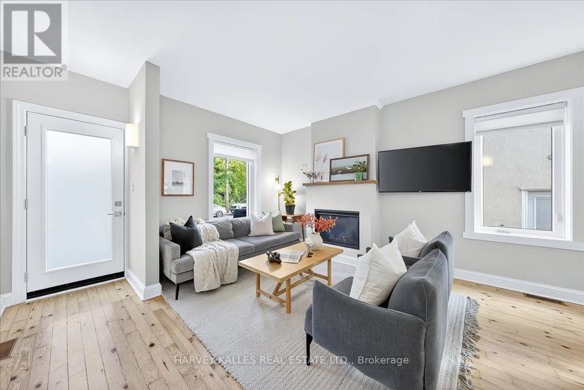 338 BARTLETT AVENUE N