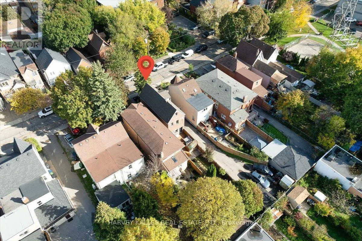 338 BARTLETT AVENUE N