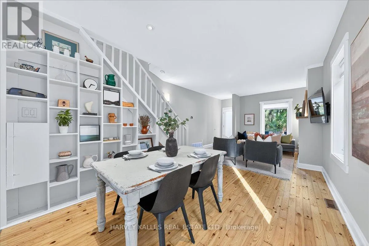 338 BARTLETT AVENUE N