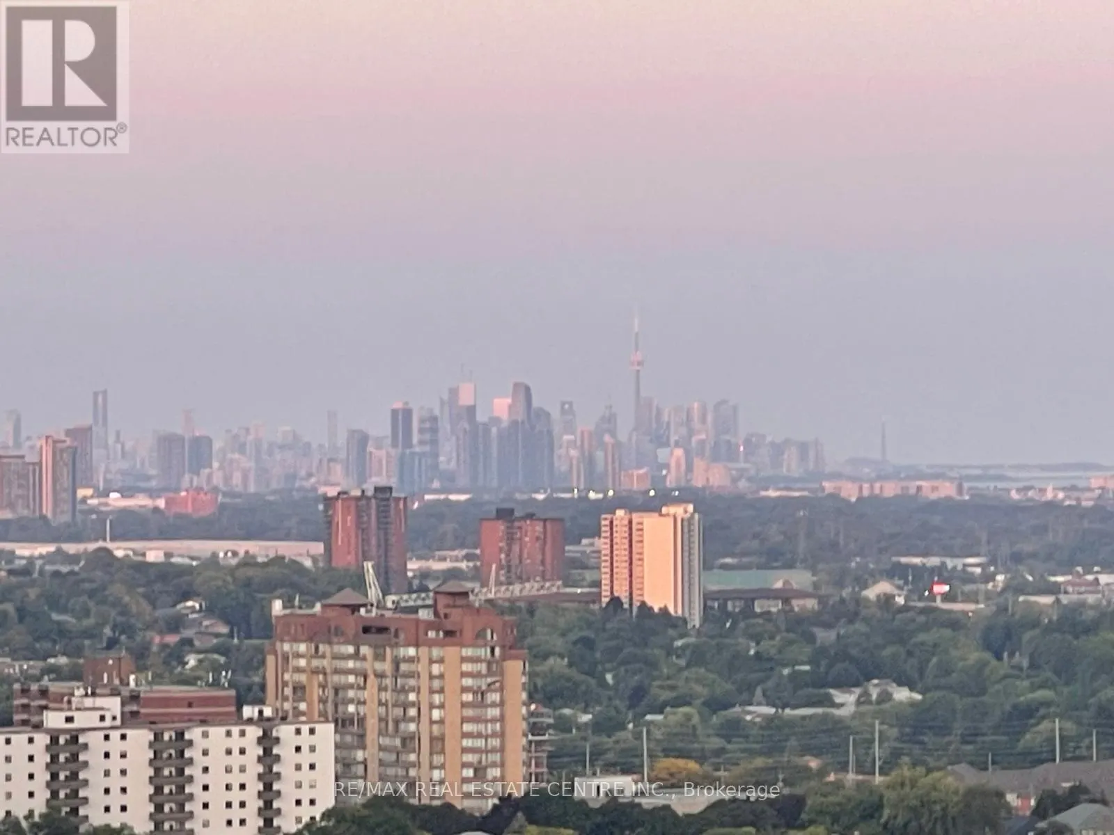 2408 - 400 WEBB DRIVE