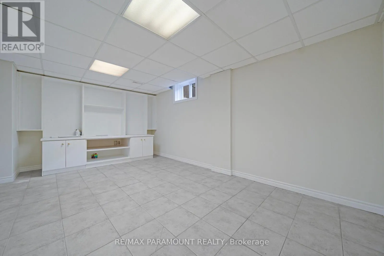 37 - 1575 SOUTH PARADE COURT