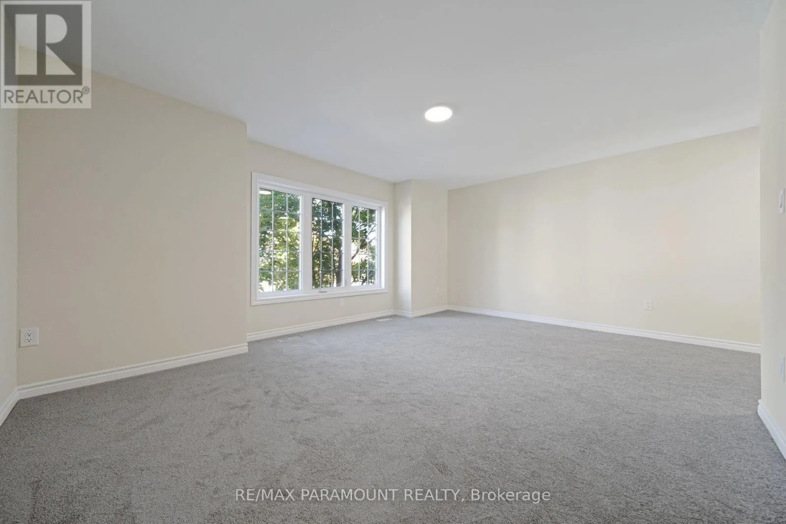 37 - 1575 SOUTH PARADE COURT