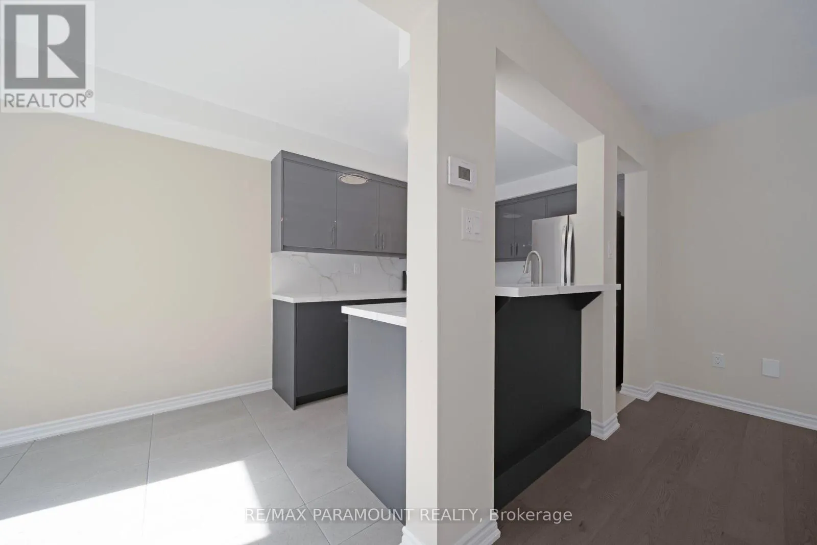 37 - 1575 SOUTH PARADE COURT