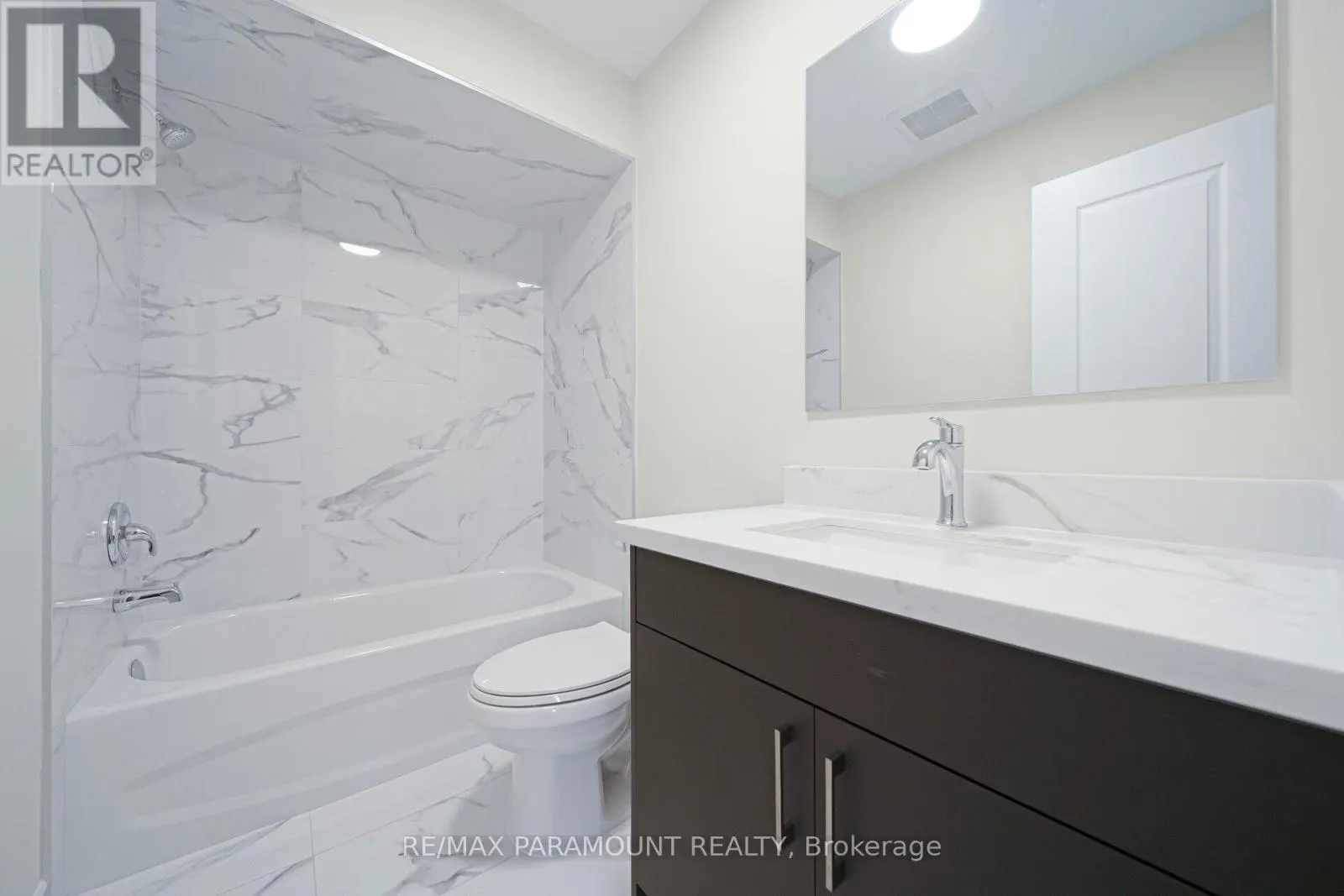 37 - 1575 SOUTH PARADE COURT