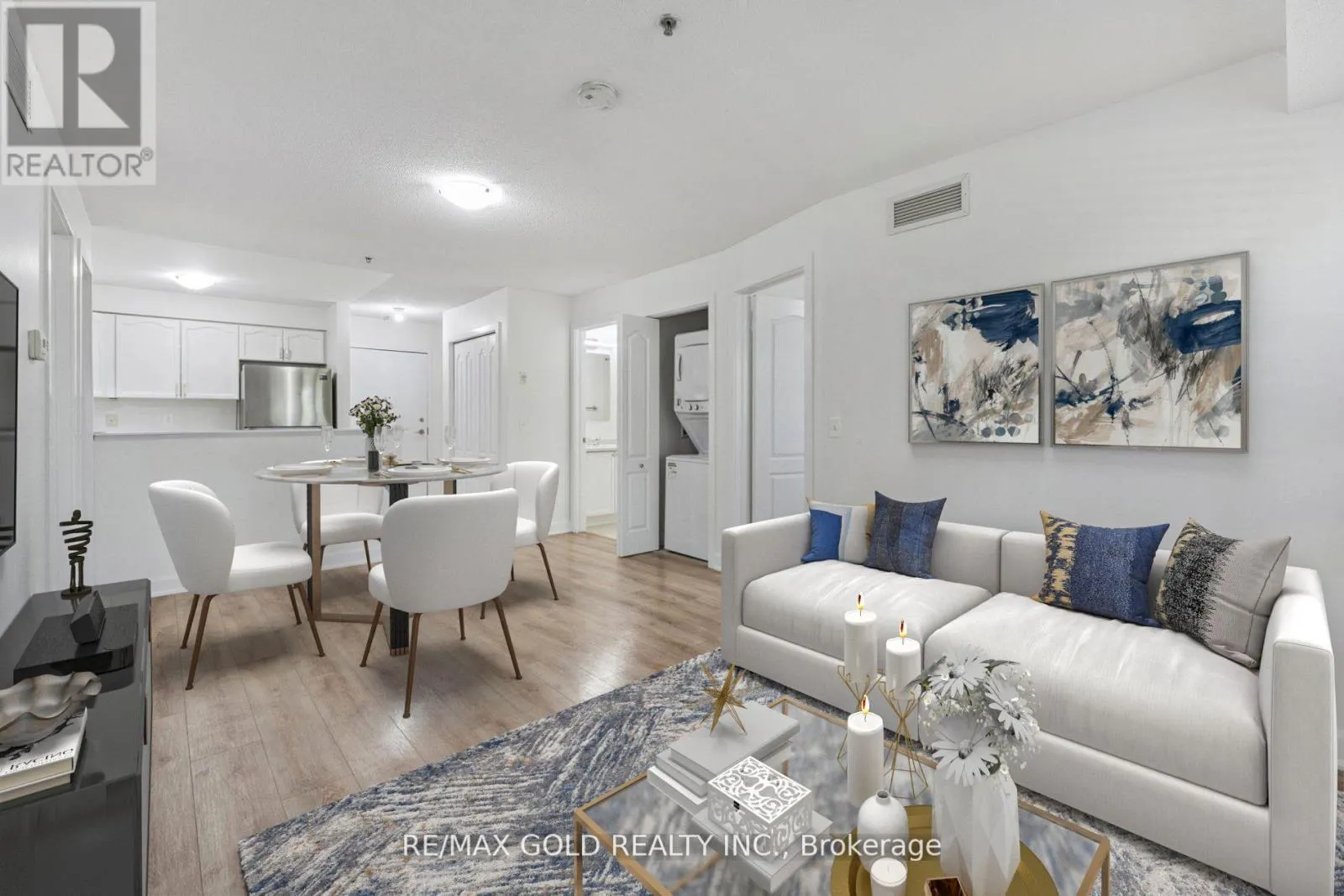 2104 - 6 DAYSPRING CIRCLE