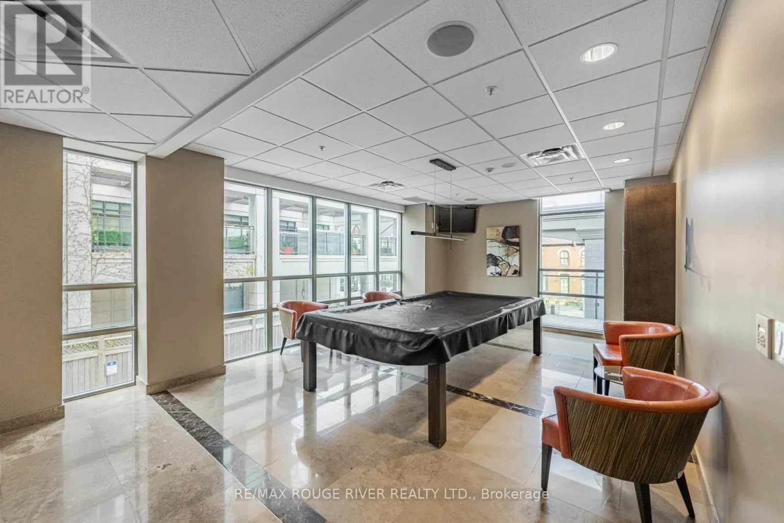 601 - 360 PEARL STREET