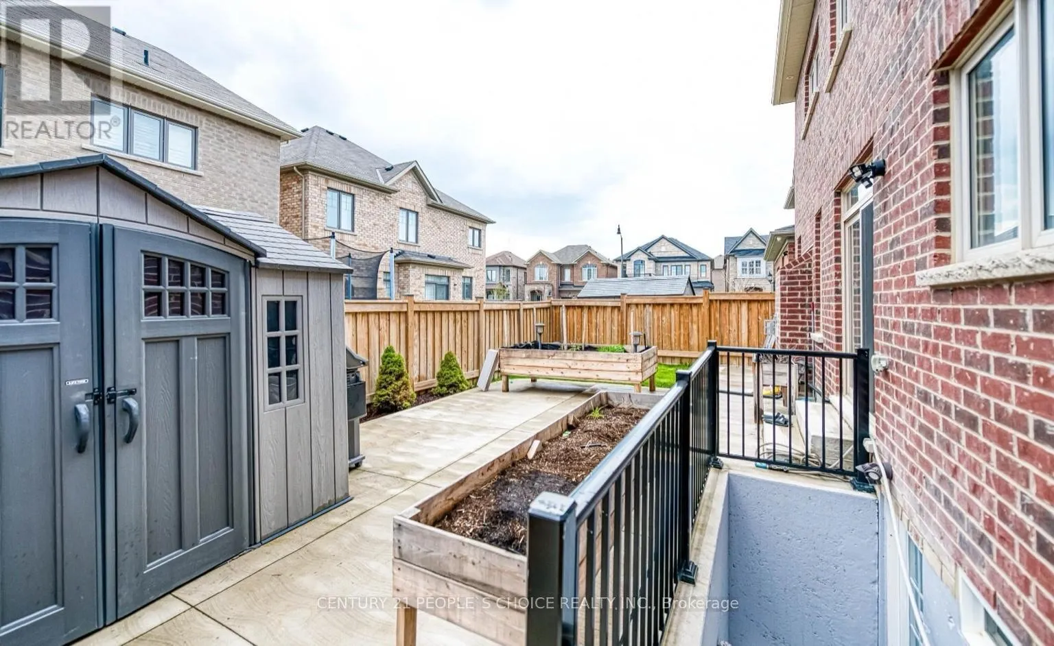 BASEMENT - 33 EZRA CRESCENT