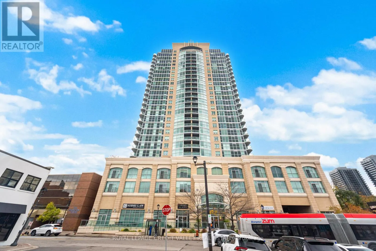 2407 - 9 GEORGE STREET N