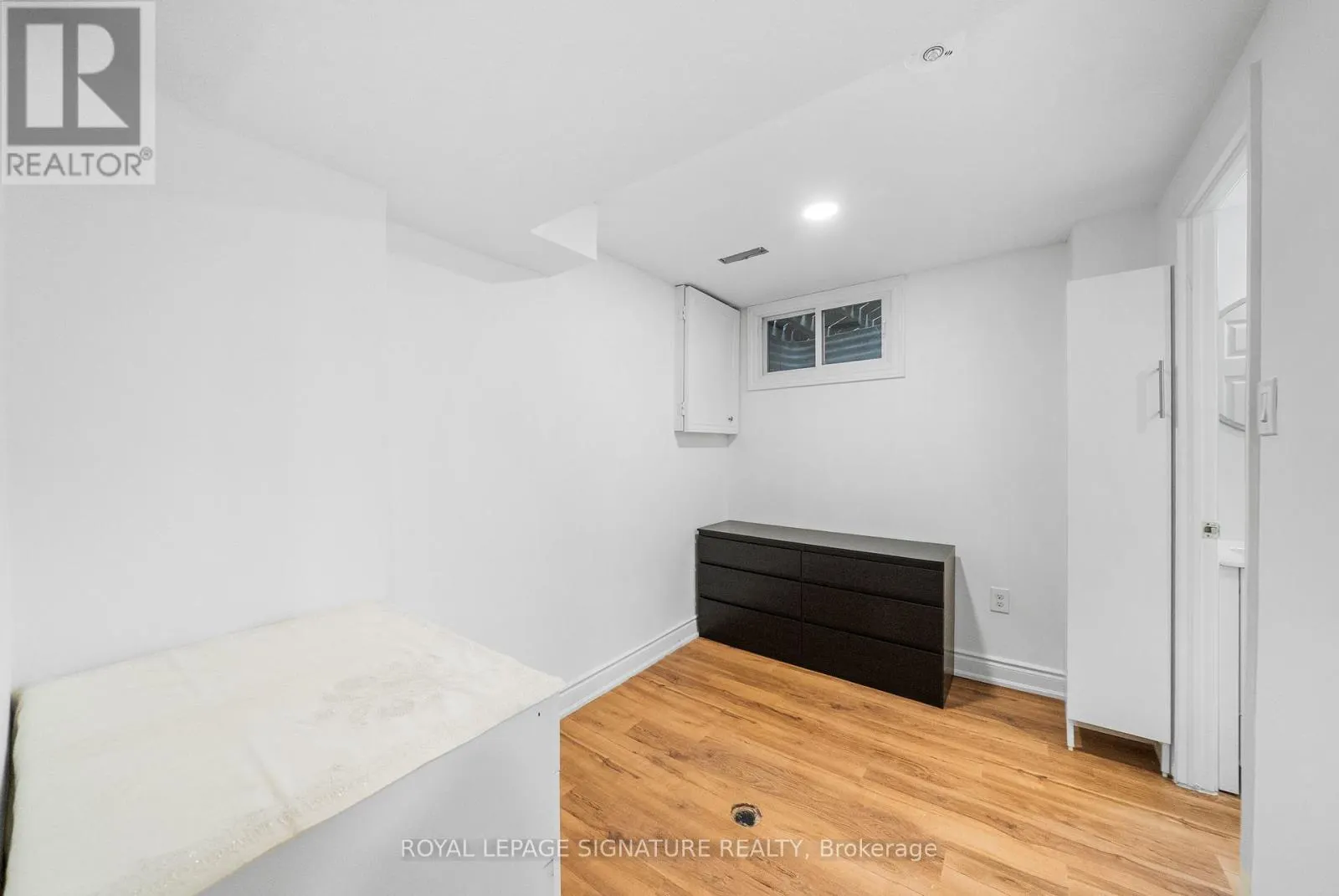 LOWER - 134 RIDGEBANK COURT