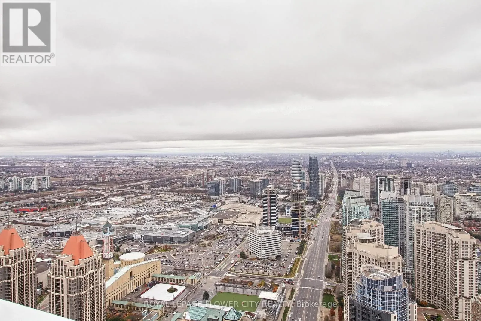 5704 - 3900 CONFEDERATION PARKWAY