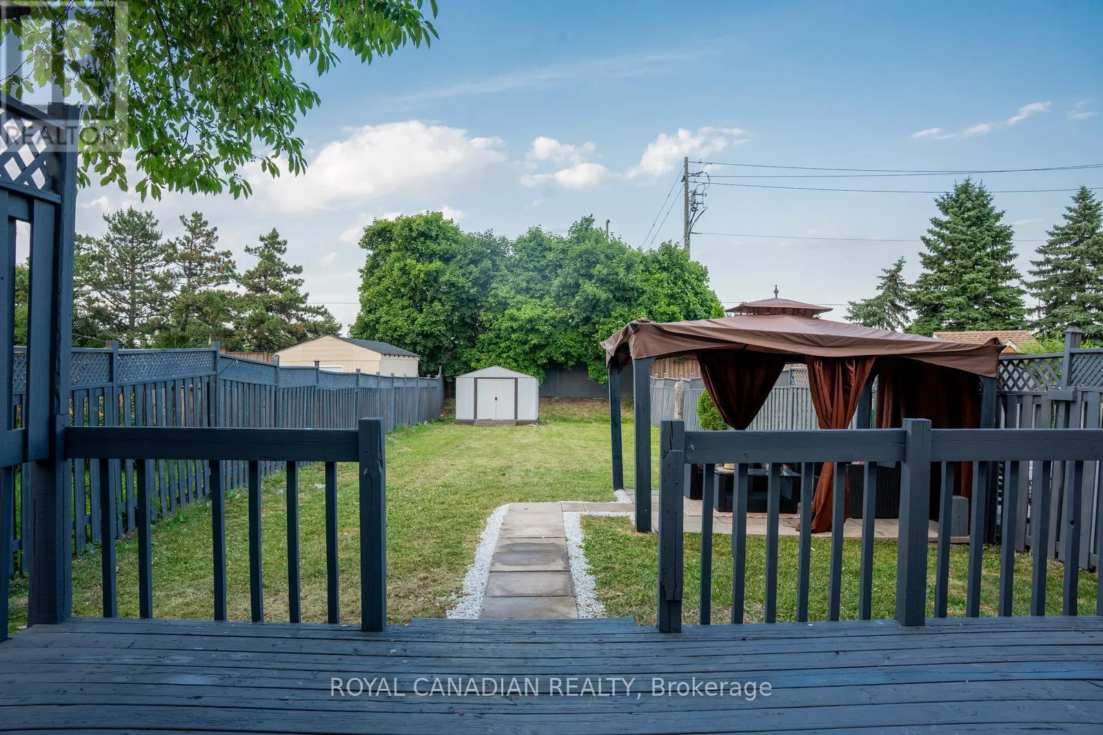 60 CHERRYTREE DRIVE W