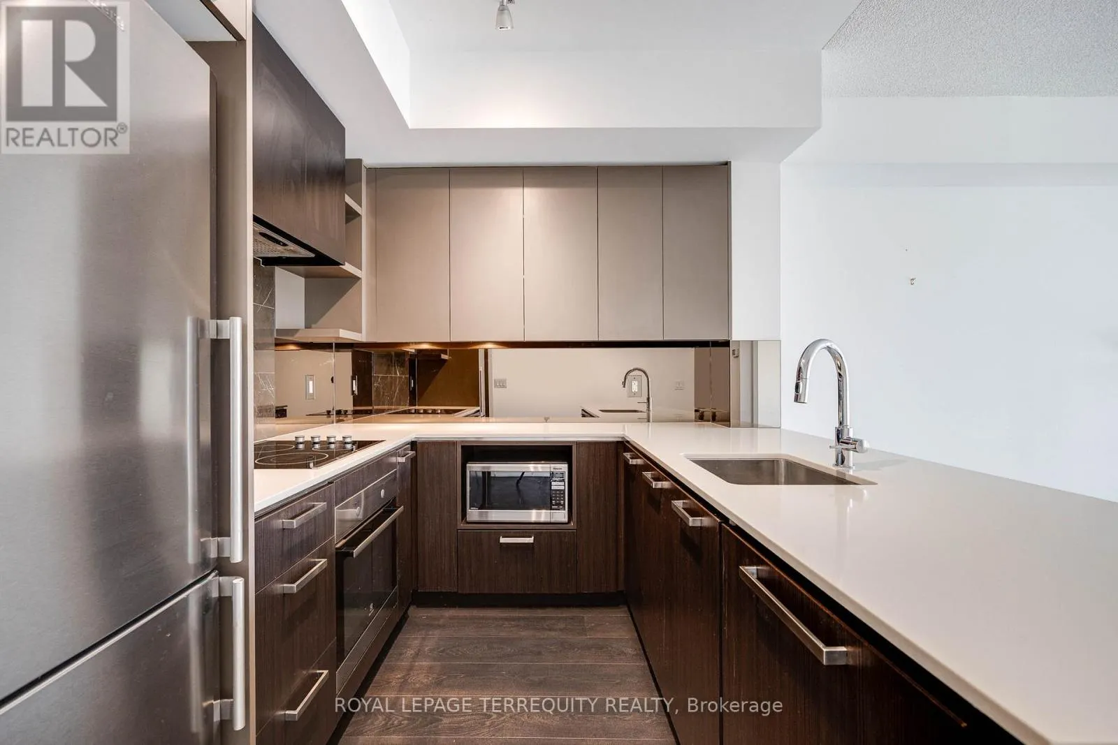 421 - 1830 BLOOR STREET W