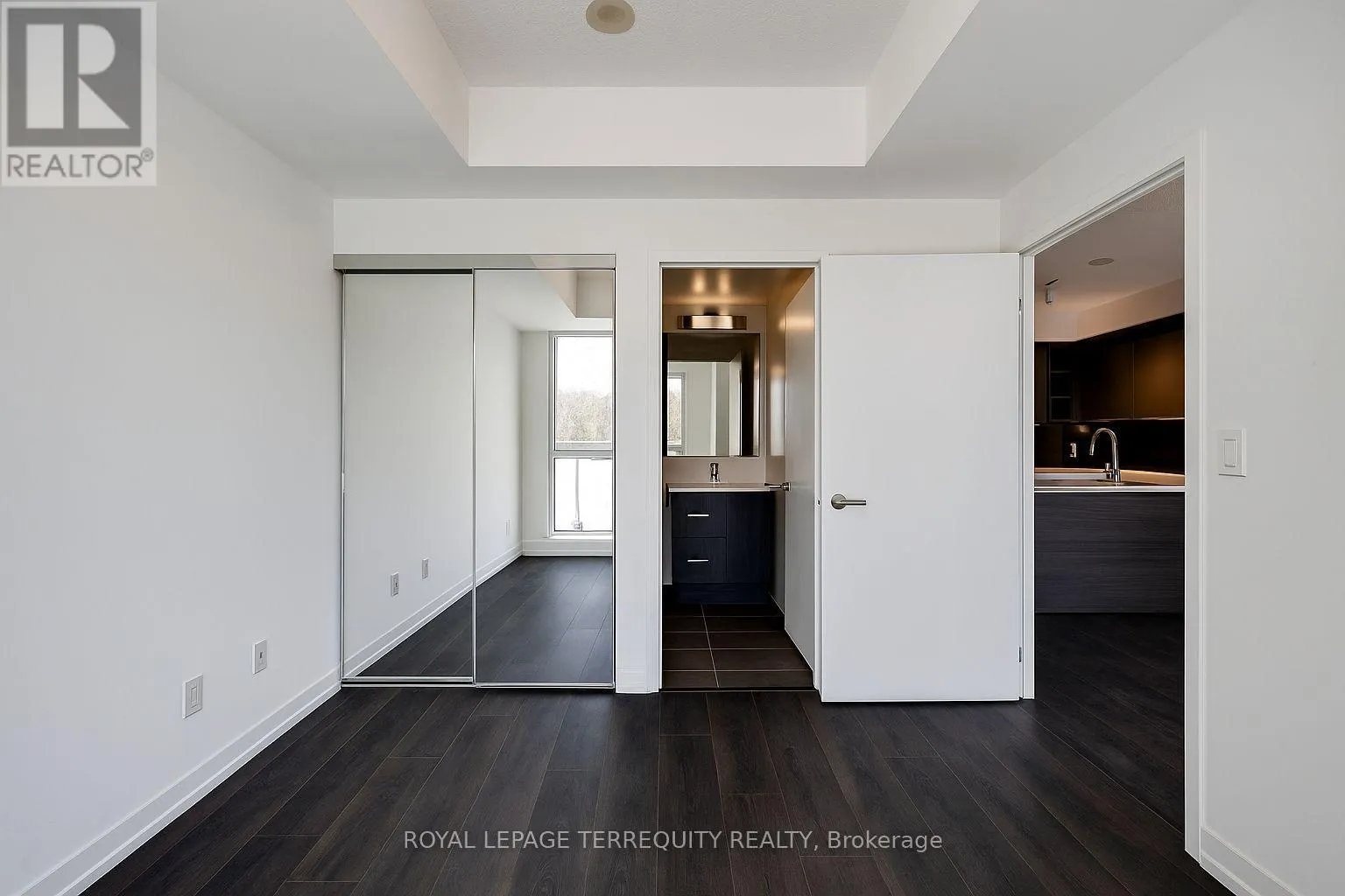 421 - 1830 BLOOR STREET W