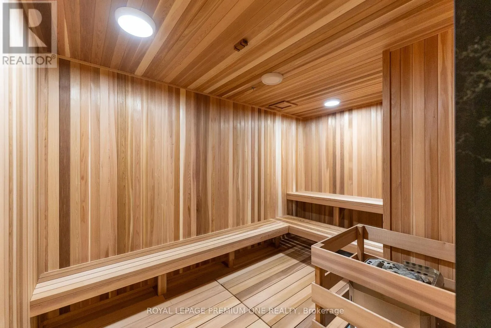 1402 - 36 ZORRA STREET