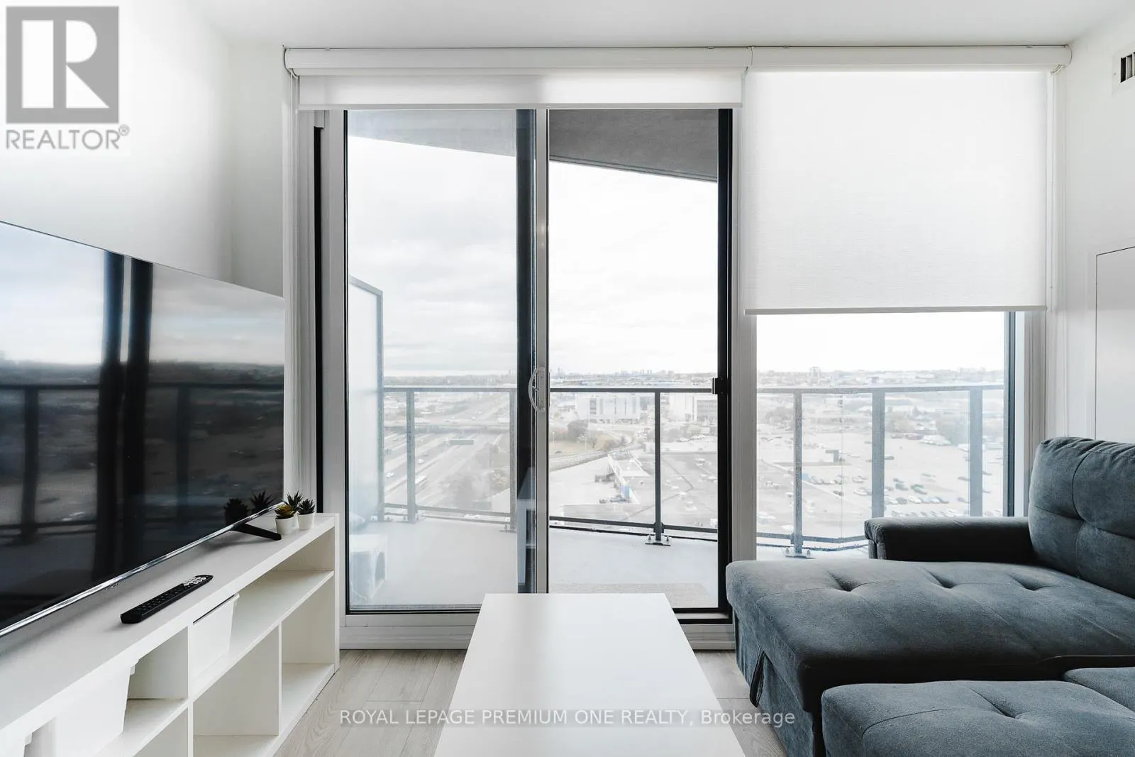 1402 - 36 ZORRA STREET