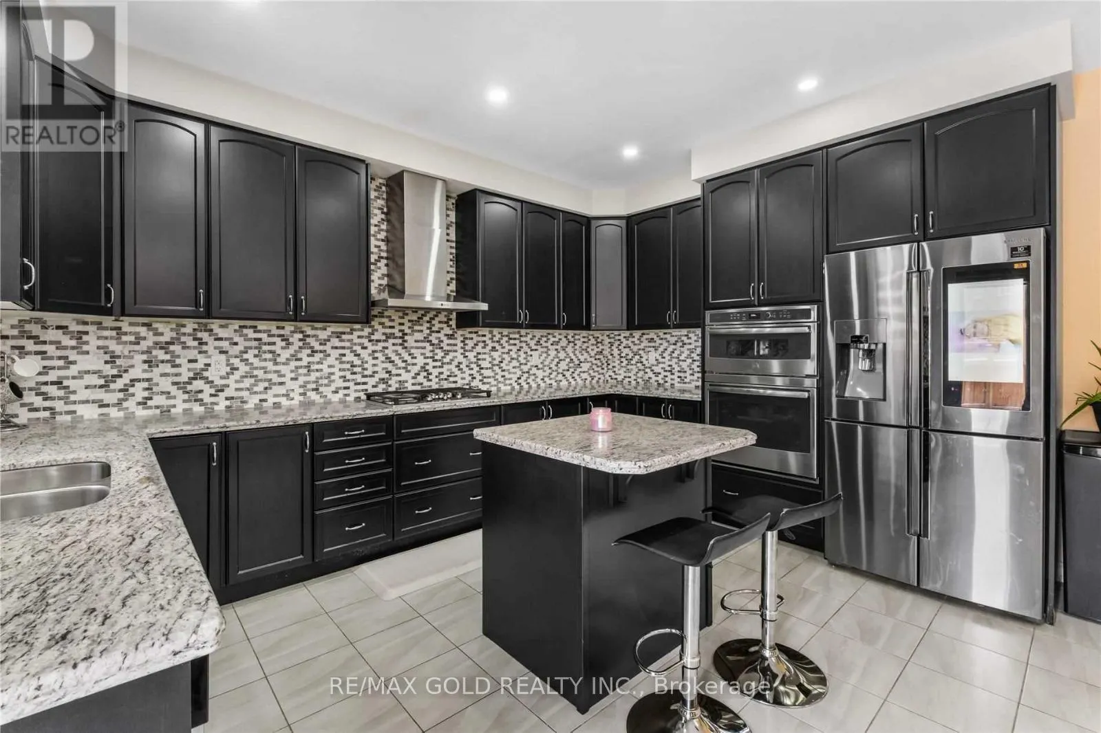 UPPER - 23 ACTION DRIVE