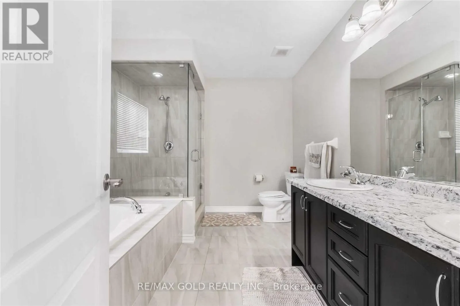 UPPER - 23 ACTION DRIVE