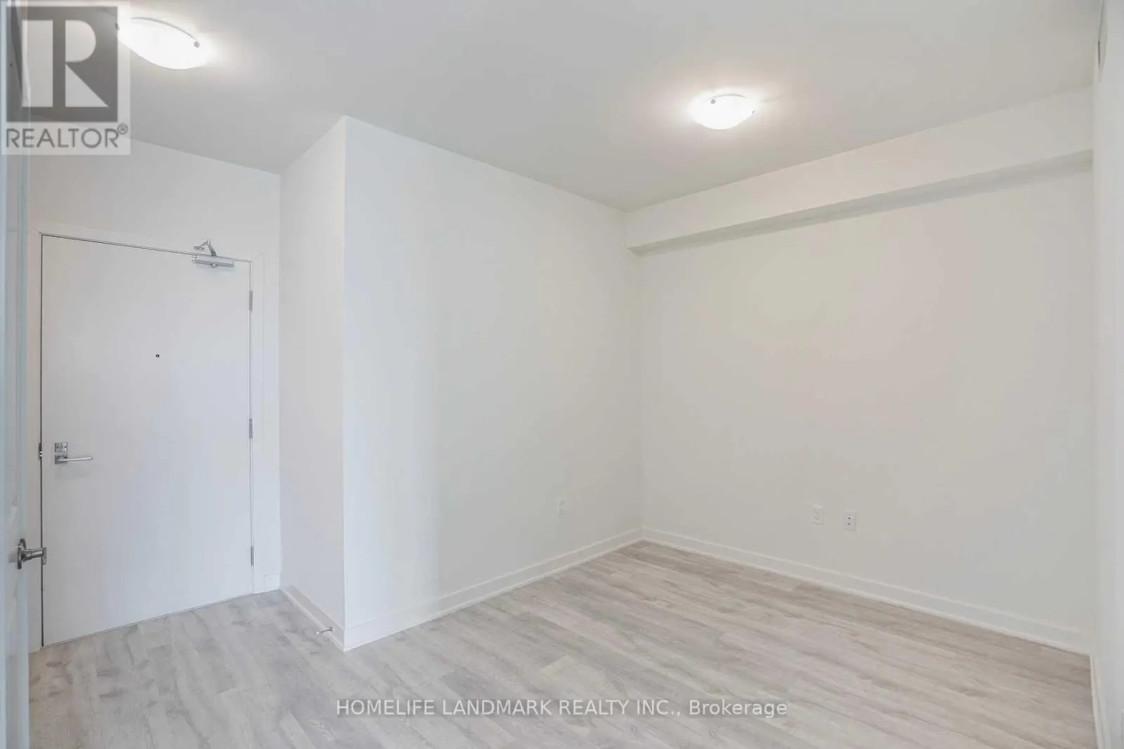 1606 - 4677 GLEN ERIN DRIVE