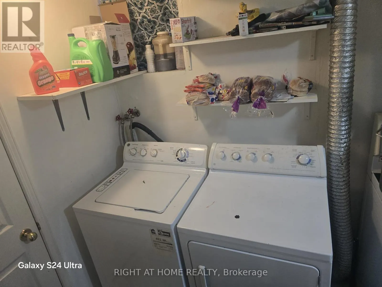 LOWER/BASEMENT - 14 TOFIELD CRESCENT