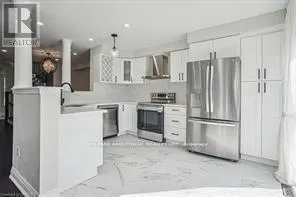 3166 STORNOWAY CIRCLE E