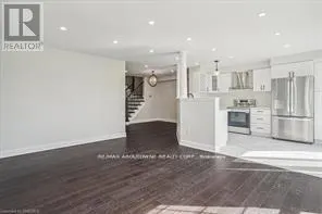 3166 STORNOWAY CIRCLE E