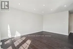 3166 STORNOWAY CIRCLE E