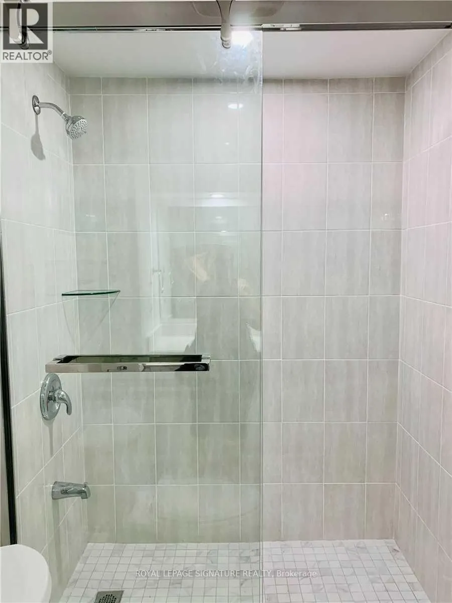 LOWER - 23 LYNMONT ROAD