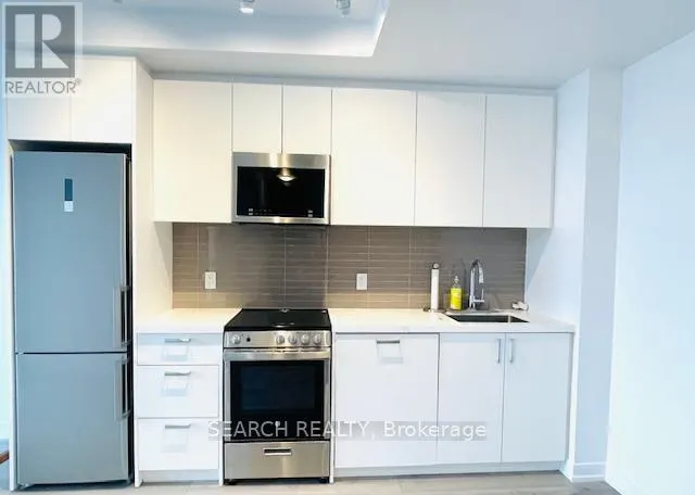 1109 - 1787 ST CLAIR AVENUE W