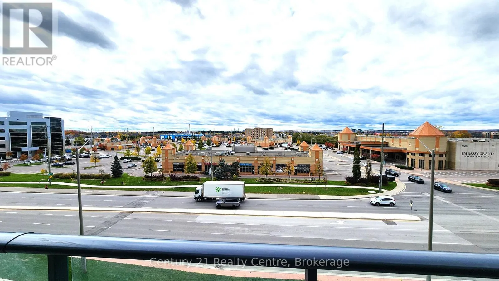 314 - 15 SKYRIDGE DRIVE