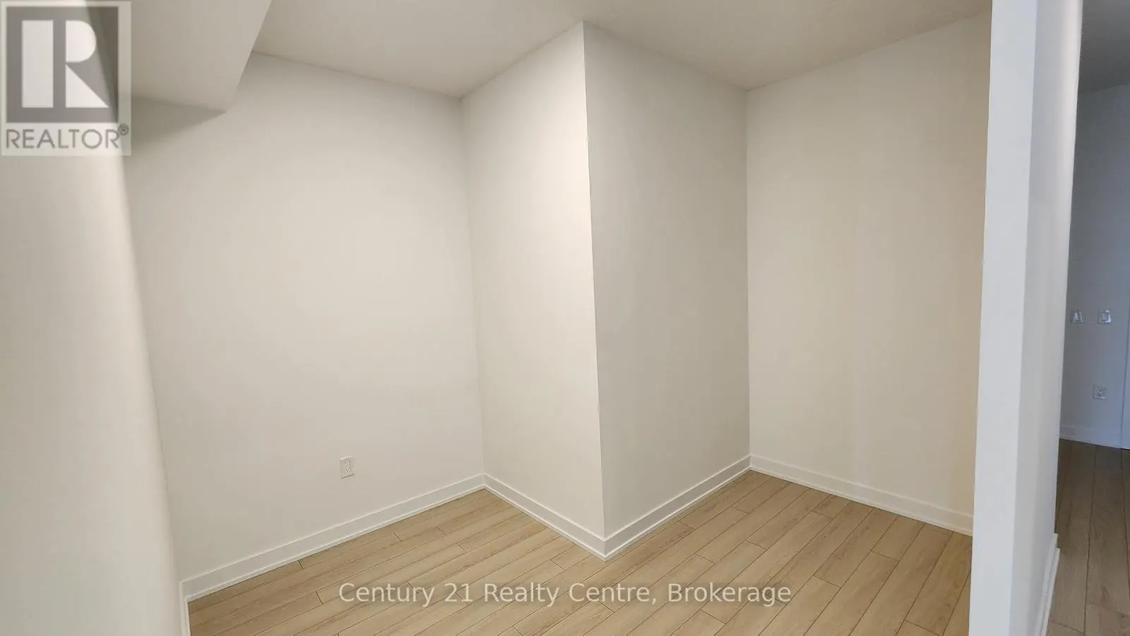 314 - 15 SKYRIDGE DRIVE