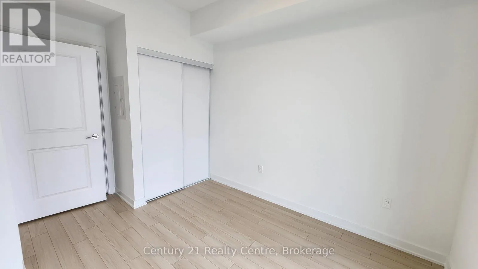 314 - 15 SKYRIDGE DRIVE