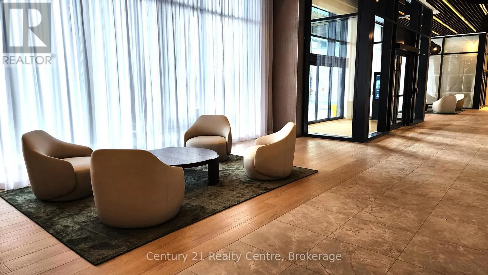 314 - 15 SKYRIDGE DRIVE