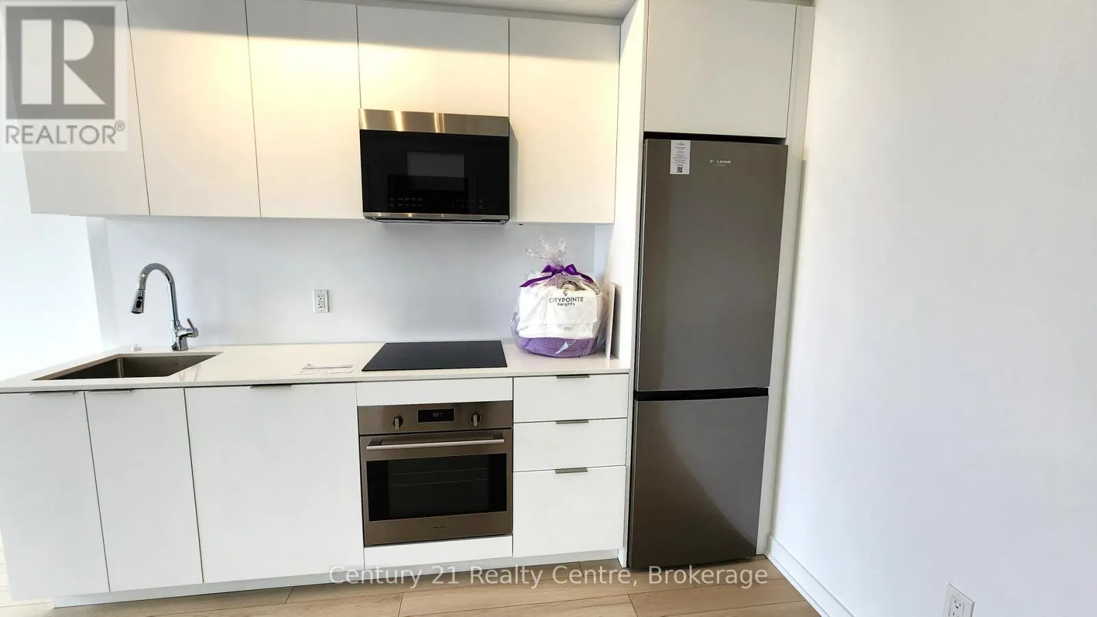 314 - 15 SKYRIDGE DRIVE