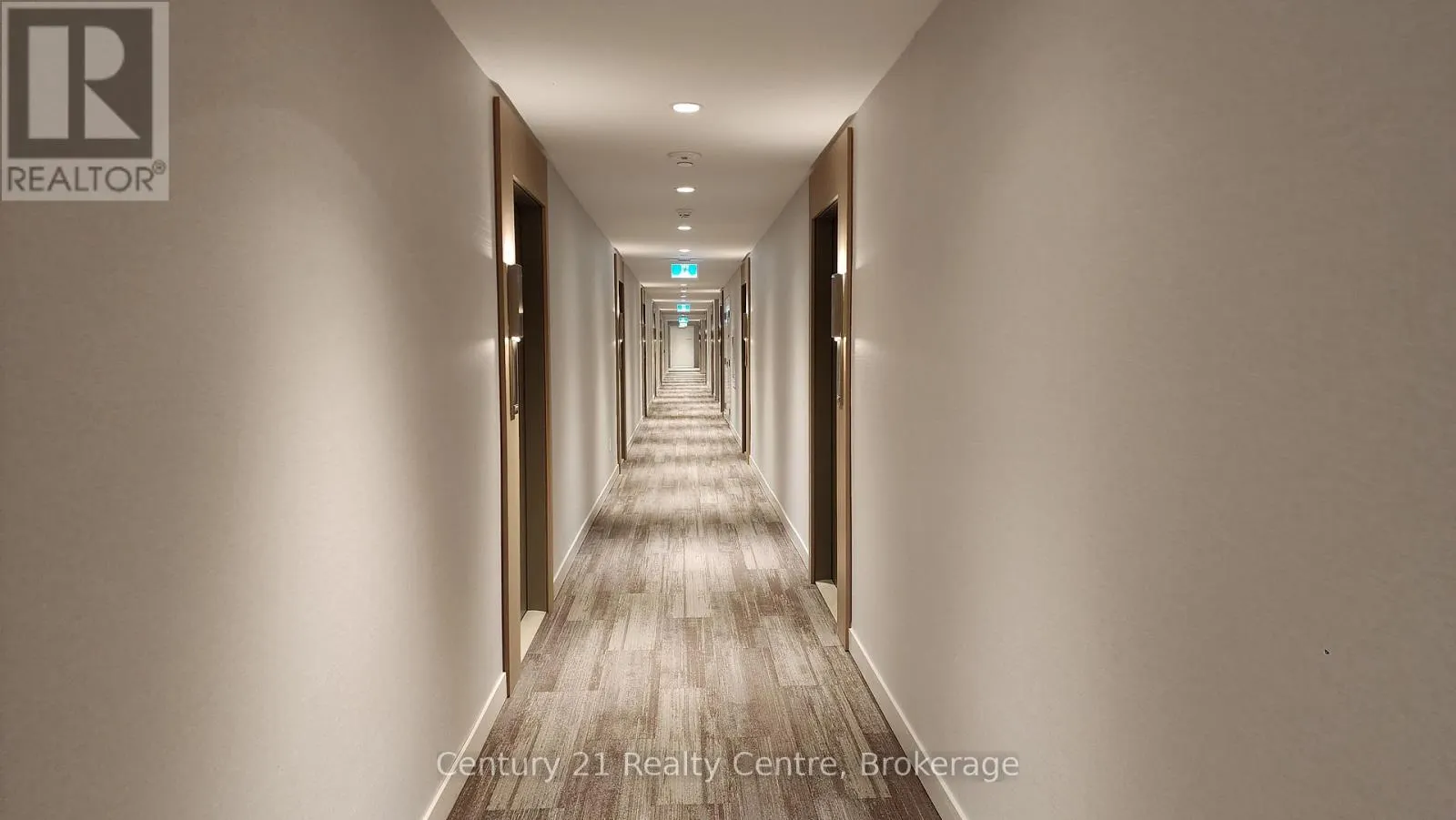 314 - 15 SKYRIDGE DRIVE