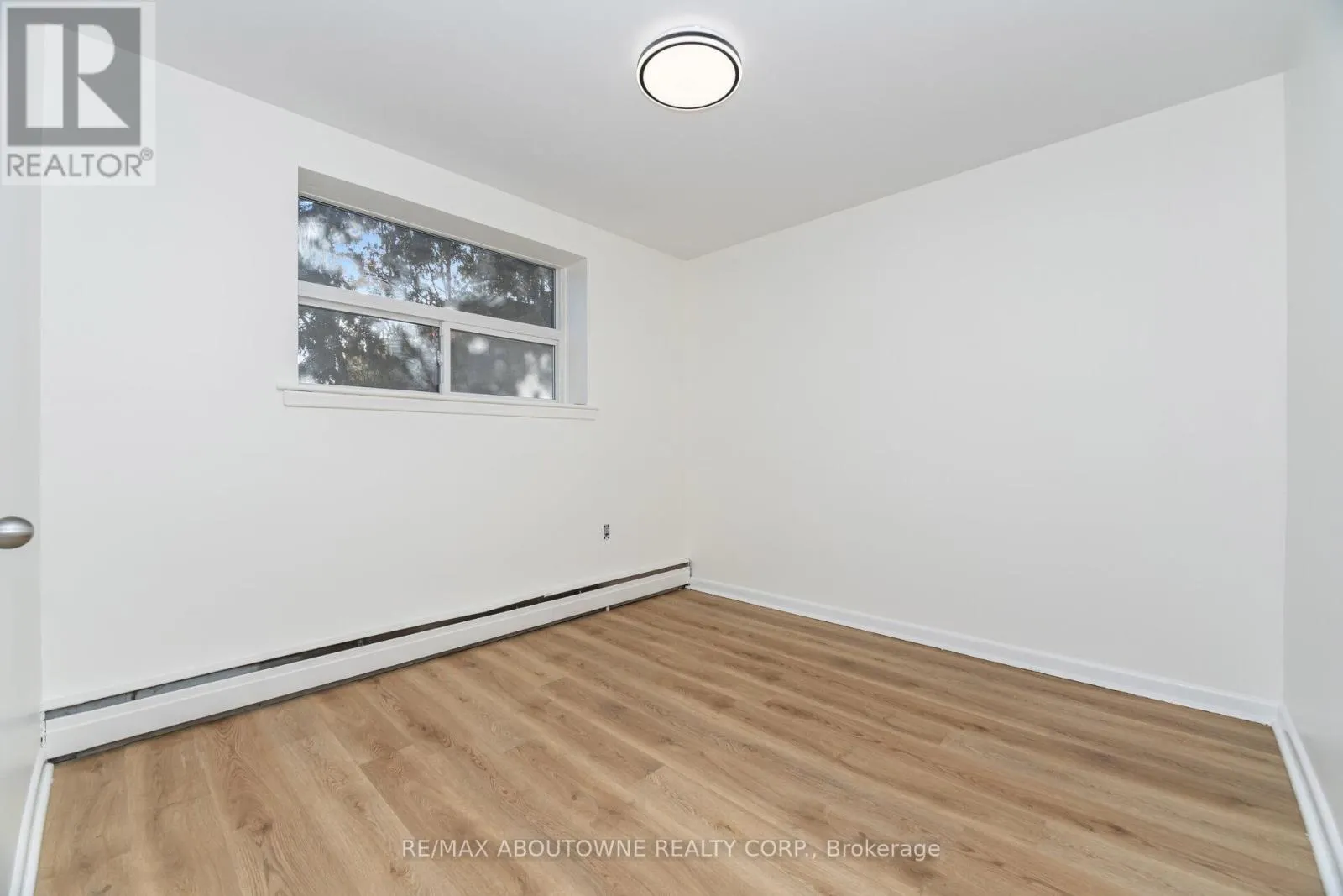 4 - 2144 LILNAN COURT