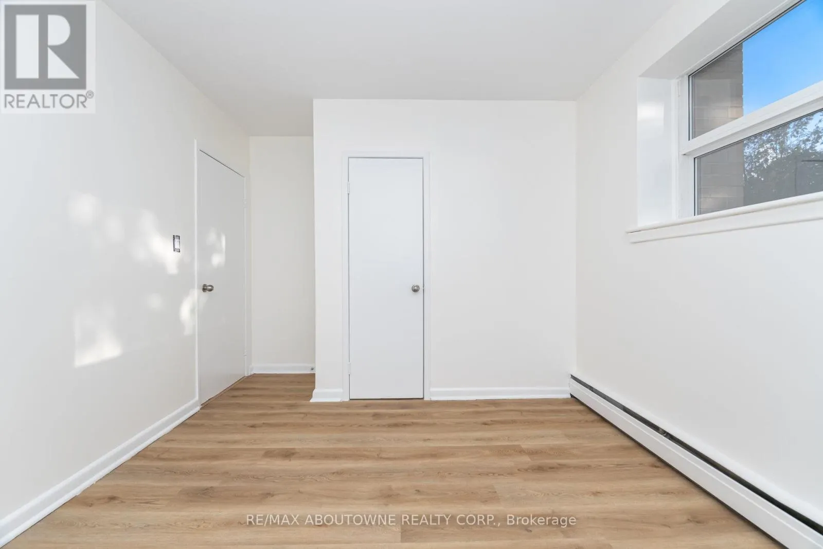 4 - 2144 LILNAN COURT