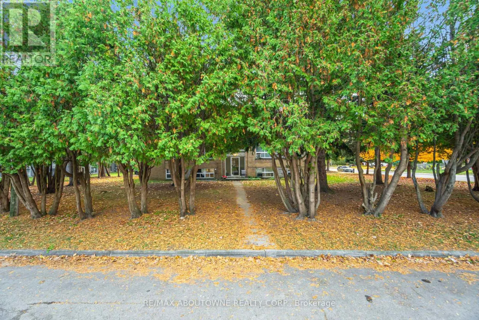 4 - 2144 LILNAN COURT