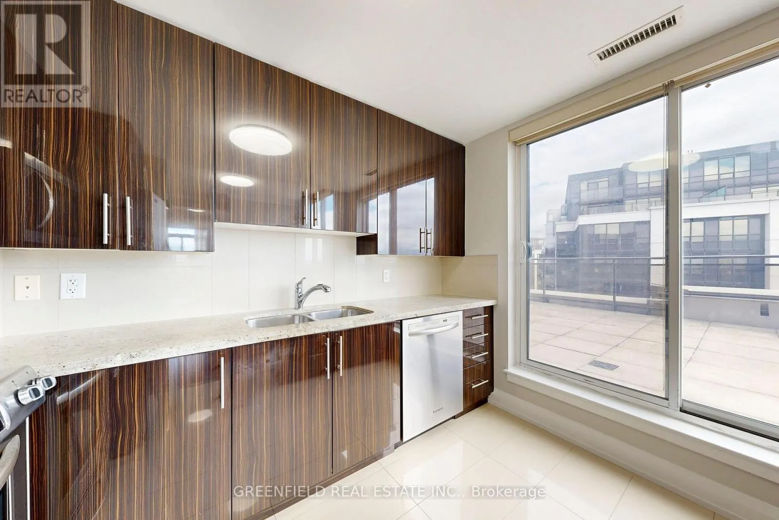 LPH03 - 55 DE BOERS DRIVE