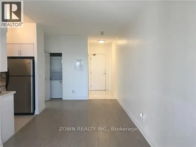 405 - 388 PRINCE OF WALES DRIVE