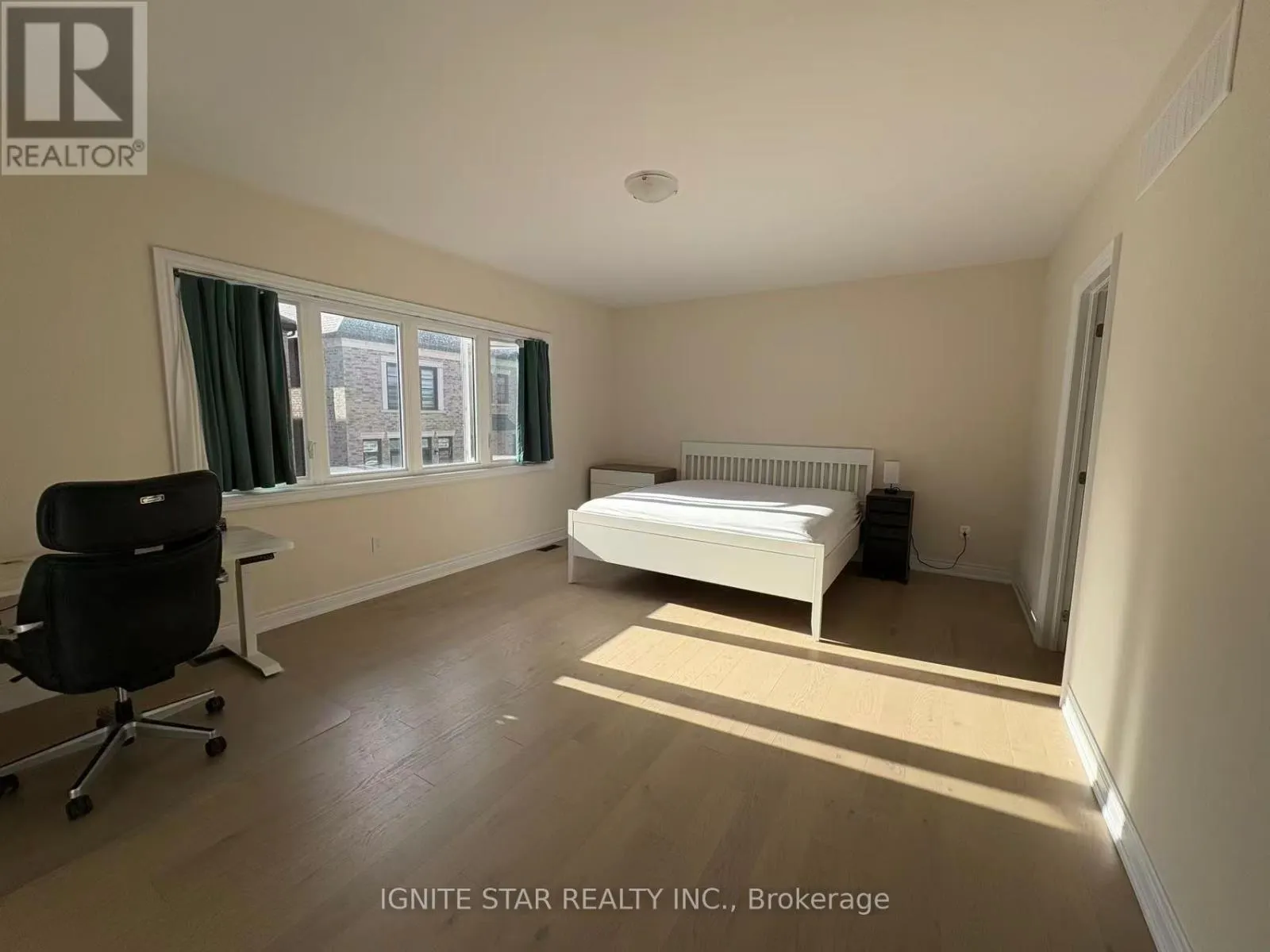 1264 QUEENS PLATE ROAD