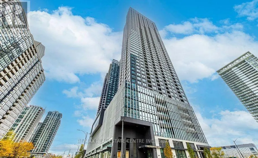 908 - 395 SQUARE ONE DRIVE