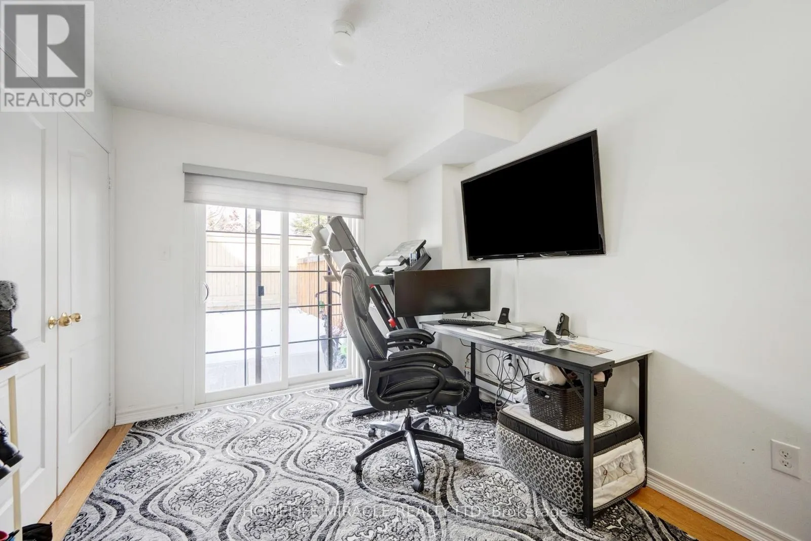 46 SEA DRIFTER CRESCENT