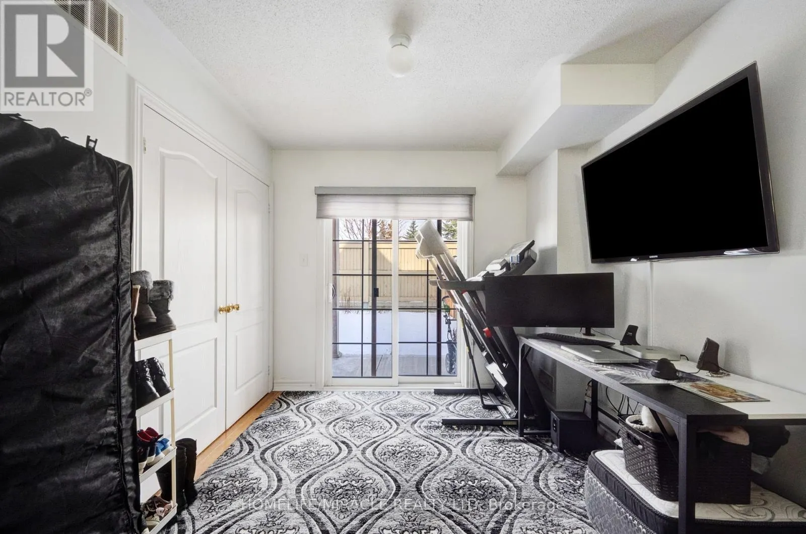 46 SEA DRIFTER CRESCENT