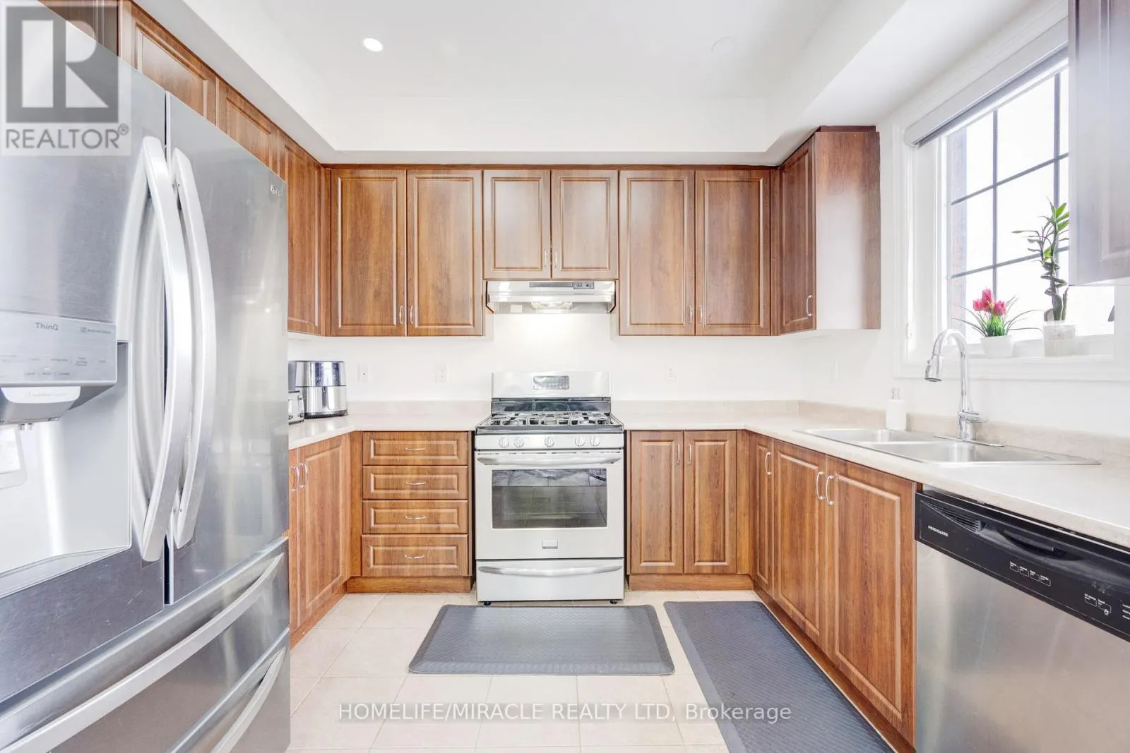 46 SEA DRIFTER CRESCENT