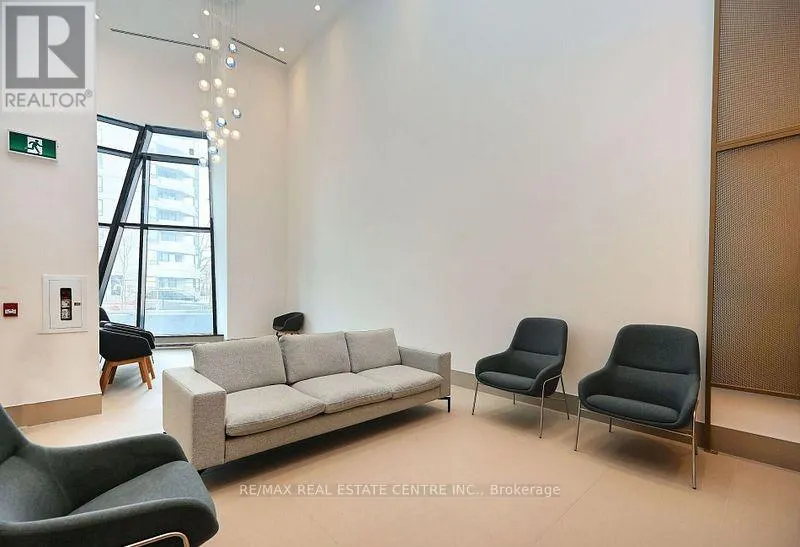 1308 - 430 SQUARE ONE DRIVE