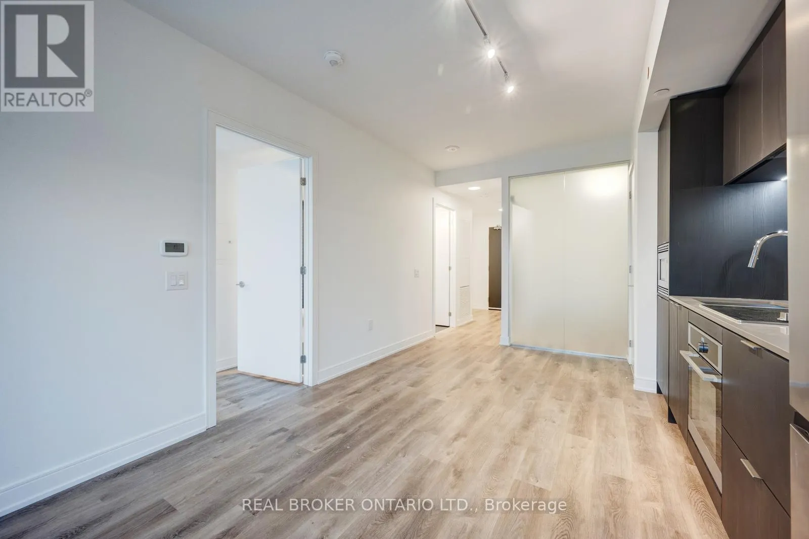 630 - 3009 NOVAR ROAD