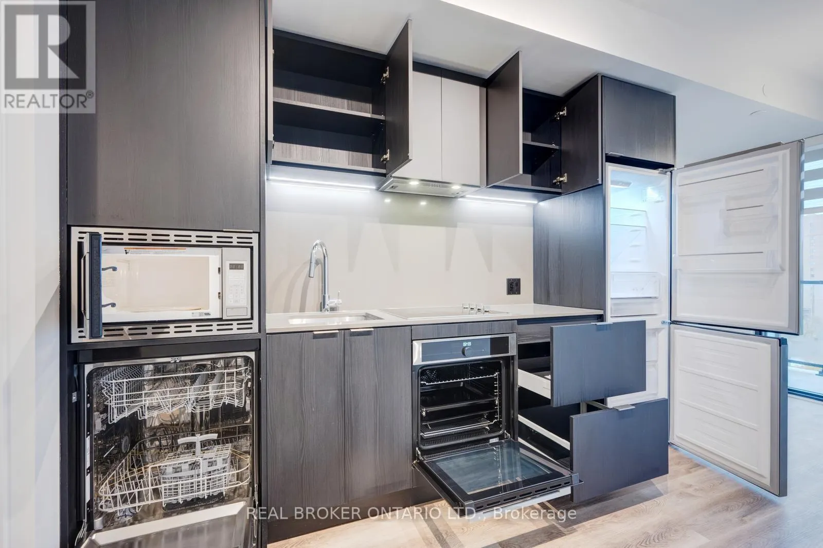 630 - 3009 NOVAR ROAD