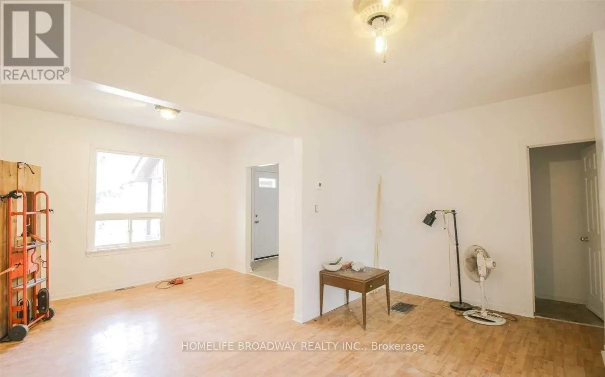 1354 CAROLINE STREET